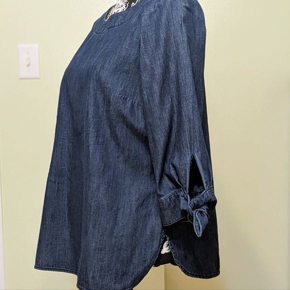 Talbots Petite Denim Top. Tie-Sleeve 3/4 length. Scoop neckline. Size MP - Picture 6 of 13